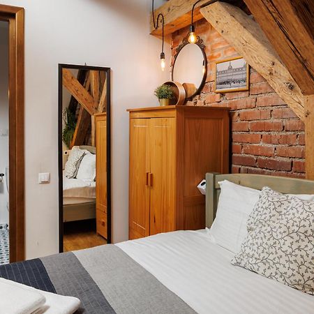 Hotel Wood House Republicii Braszów Zewnętrze zdjęcie