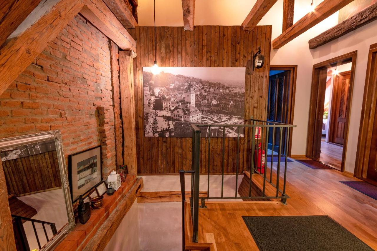 Hotel Wood House Republicii Braszów Zewnętrze zdjęcie