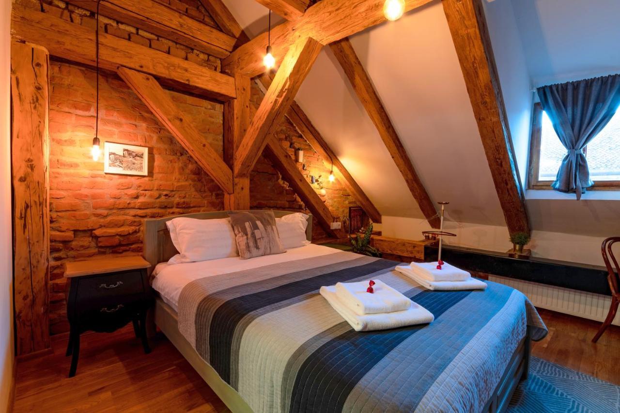 Hotel Wood House Republicii Braszów Zewnętrze zdjęcie