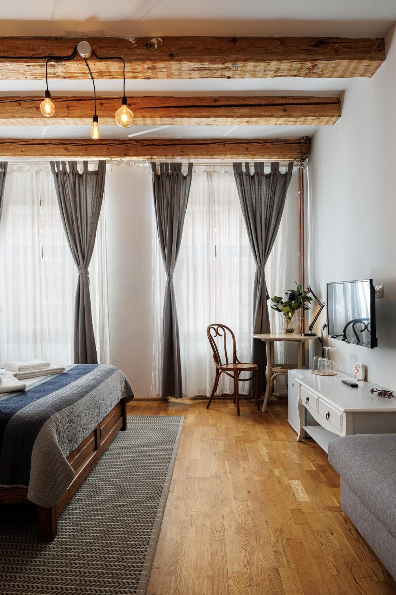 Hotel Wood House Republicii Braszów Zewnętrze zdjęcie