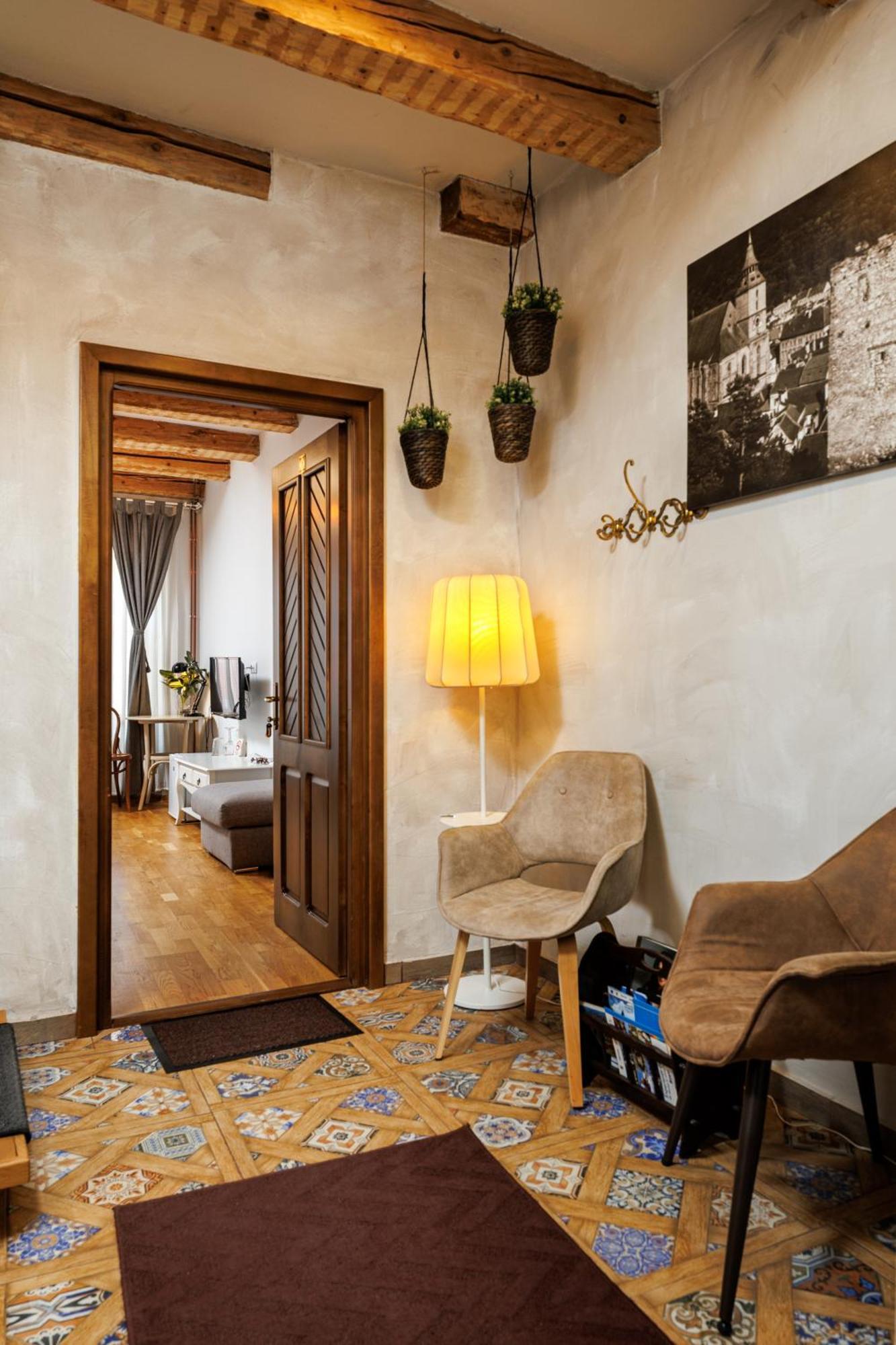 Hotel Wood House Republicii Braszów Zewnętrze zdjęcie