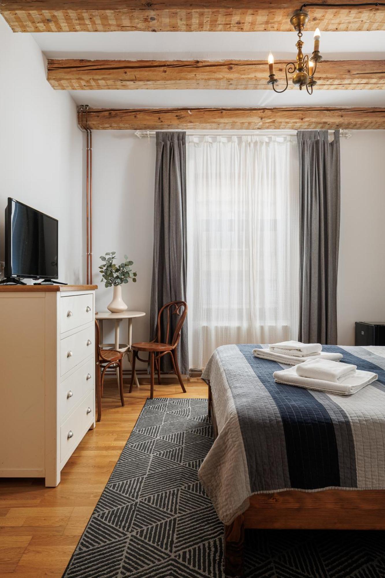 Hotel Wood House Republicii Braszów Zewnętrze zdjęcie