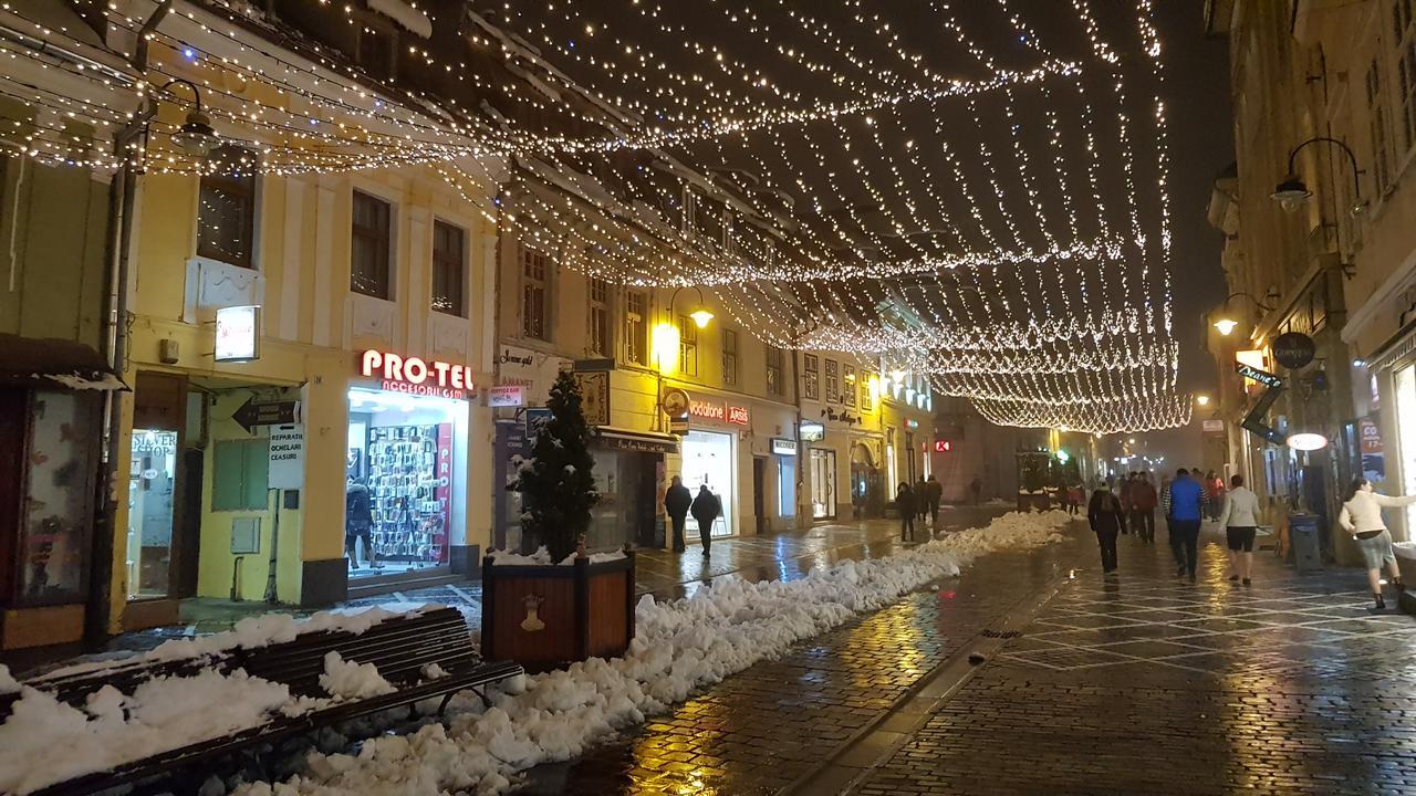 Hotel Wood House Republicii Braszów Zewnętrze zdjęcie