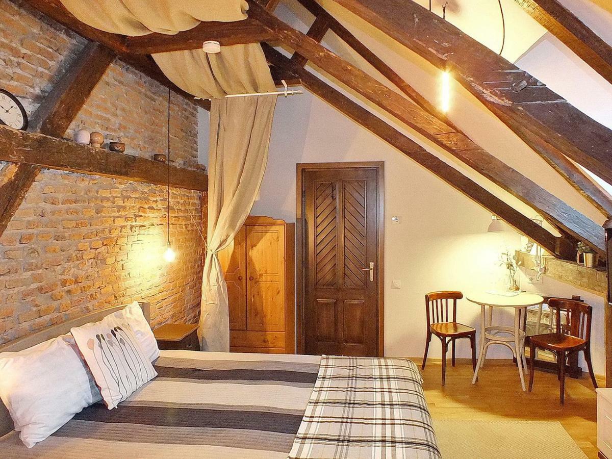 Hotel Wood House Republicii Braszów Zewnętrze zdjęcie